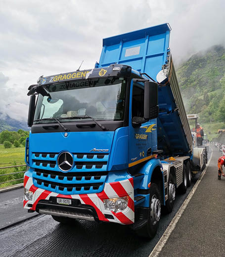 Lastwagen 4-Achs blau